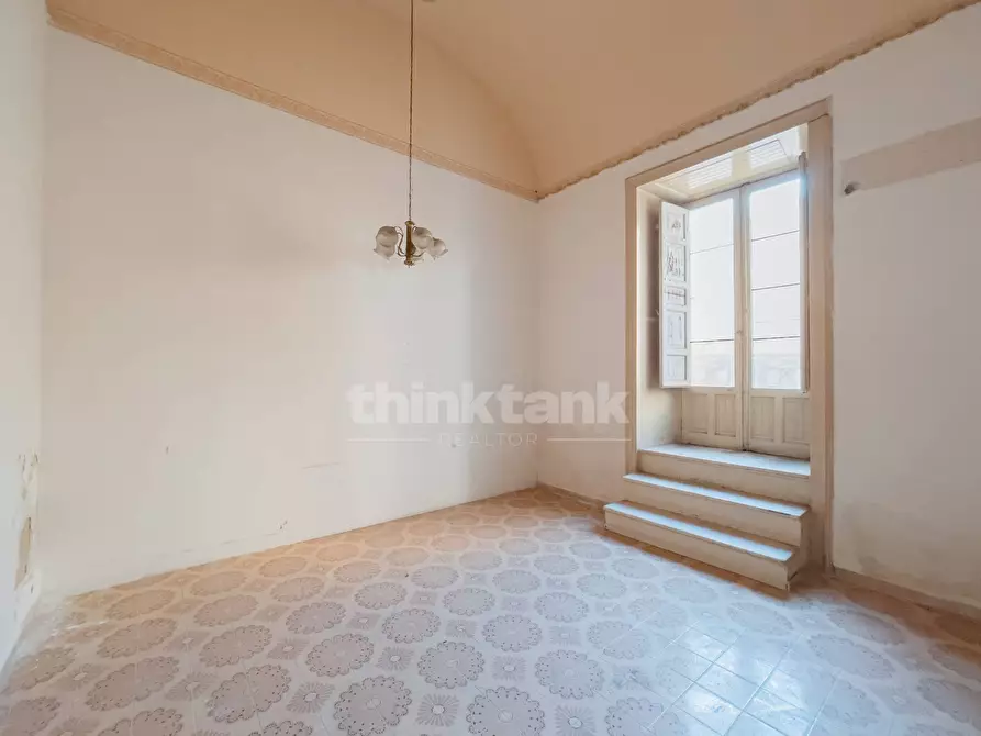 Immagine 20 di Villa in vendita  in Via roma a Avola