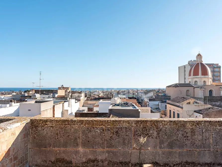 Immagine 23 di Villa in vendita  in Via roma a Avola