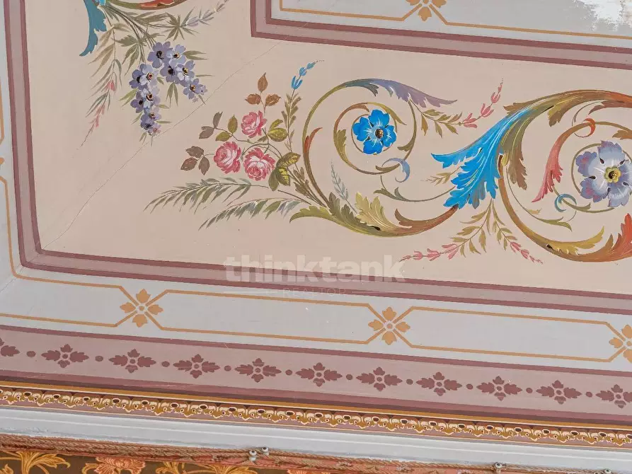 Immagine 10 di Villa in vendita  in Via roma a Avola