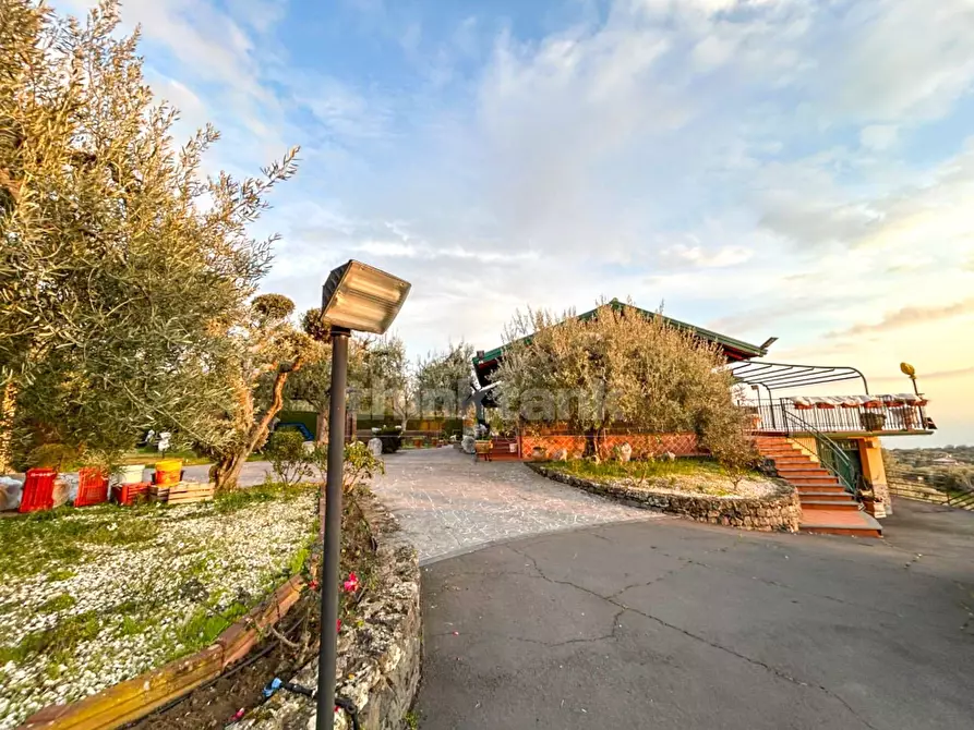 Immagine 10 di Villa in vendita  in crovacchi snc a Santa Maria Di Licodia