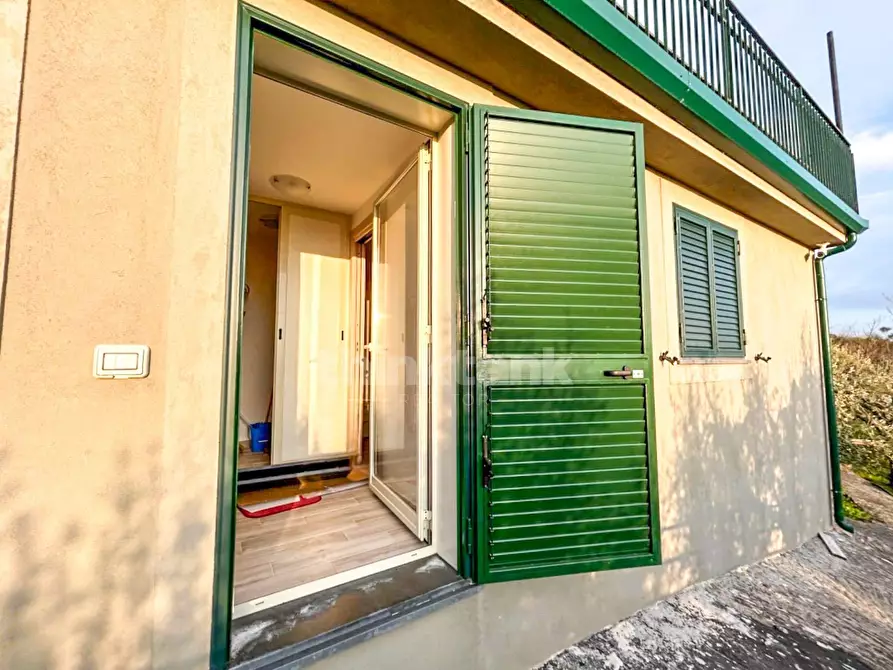 Immagine 29 di Villa in vendita  in crovacchi snc a Santa Maria Di Licodia