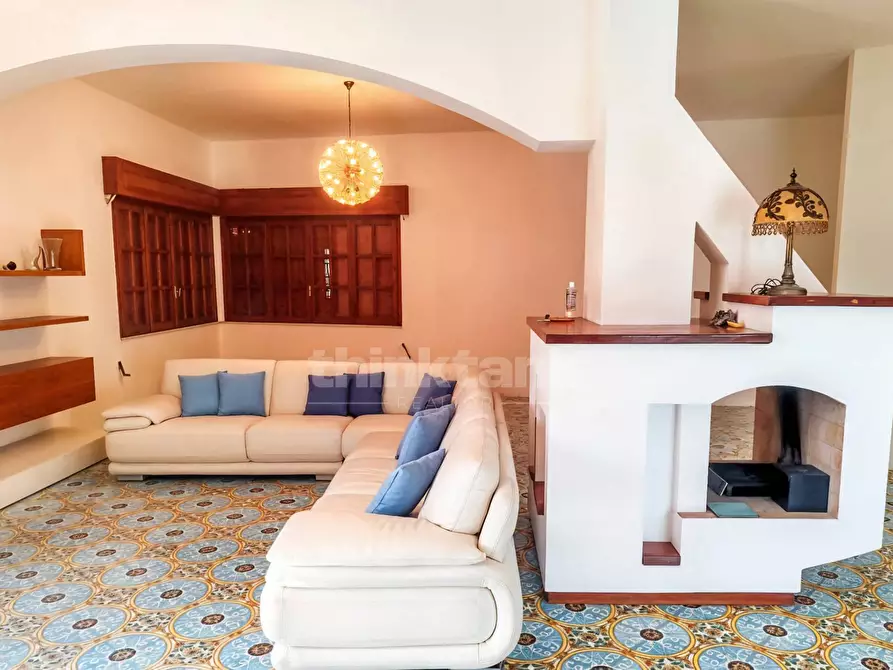 Immagine 9 di Villa in vendita  in Viale Epipoli a Siracusa