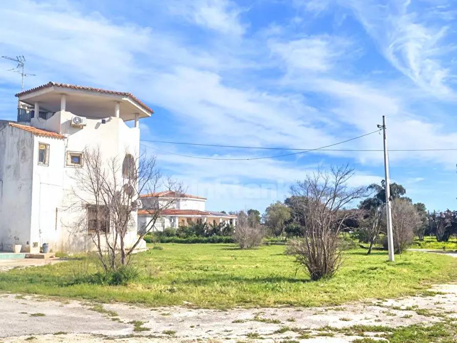 Immagine 19 di Villa in vendita  in Viale Epipoli a Siracusa