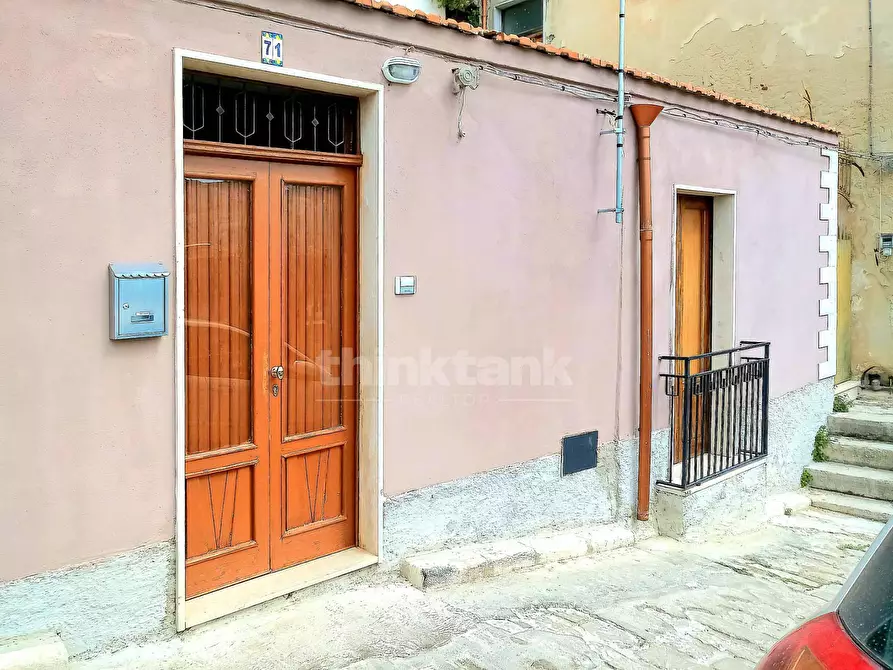 Immagine 13 di Villa in vendita  in via catena snc a Modica