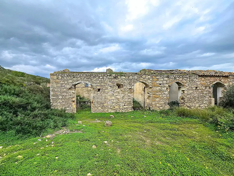 Immagine 8 di Rustico / casale in vendita  in Strada per Vittoria a Vittoria