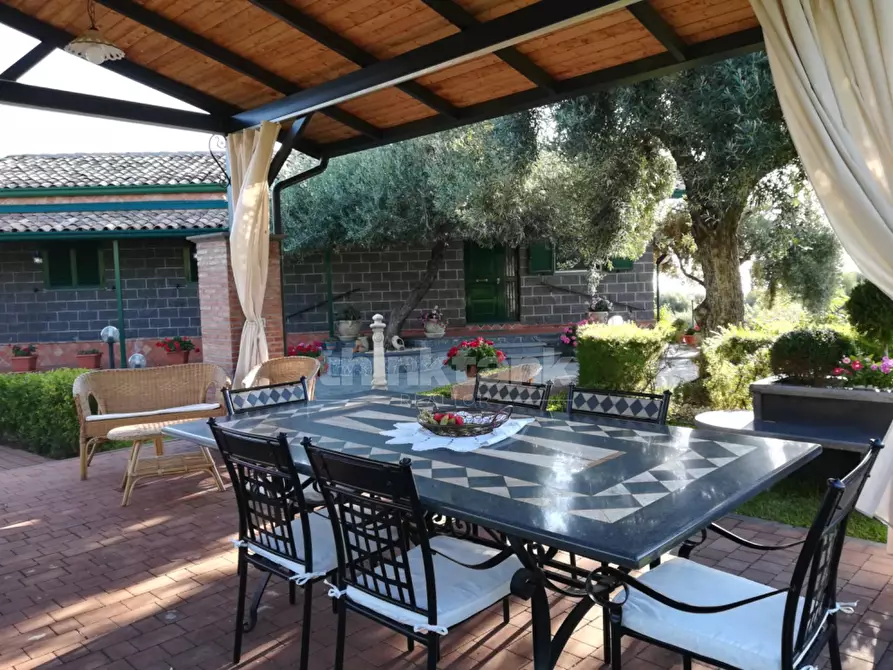 Immagine 44 di Villa in vendita  in crovacchi snc a Santa Maria Di Licodia