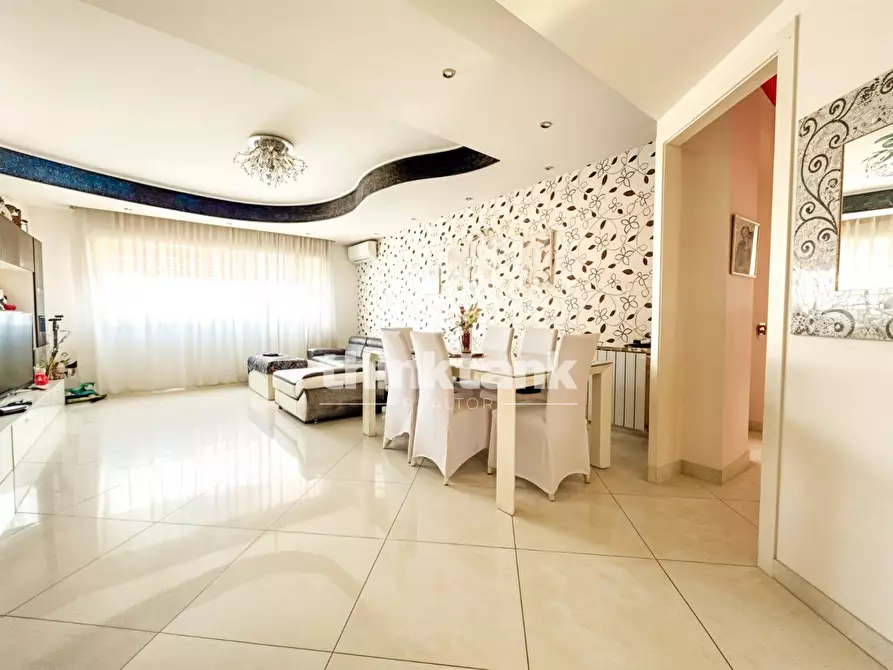 Immagine 1 di Appartamento in vendita  in via vampolieri a Aci Catena