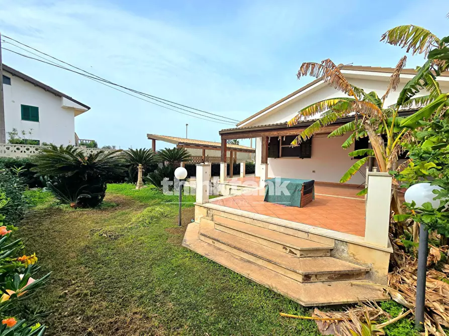 Immagine 3 di Villa in vendita  in Via dei Lamponi snc a Ispica