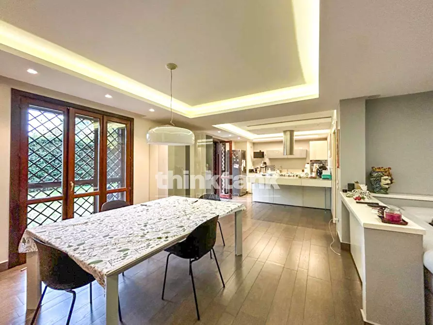 Immagine 17 di Villa in vendita  in via santa maria annunziata a Gravina Di Catania