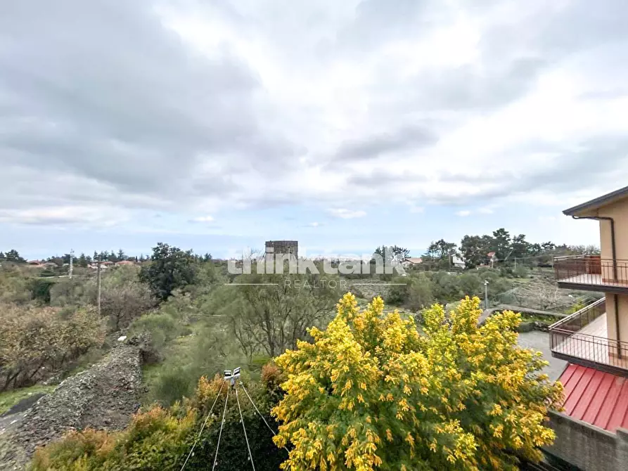 Immagine 35 di Villa in vendita  in via santa maria annunziata a Gravina Di Catania