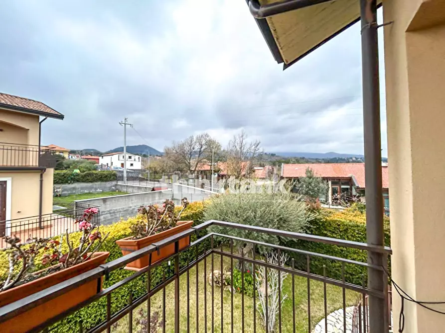 Immagine 36 di Villa in vendita  in via santa maria annunziata a Gravina Di Catania