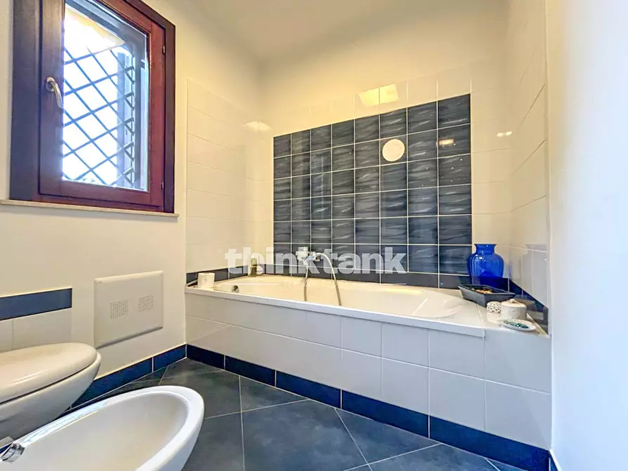 Immagine 27 di Villa in vendita  in via santa maria annunziata a Gravina Di Catania