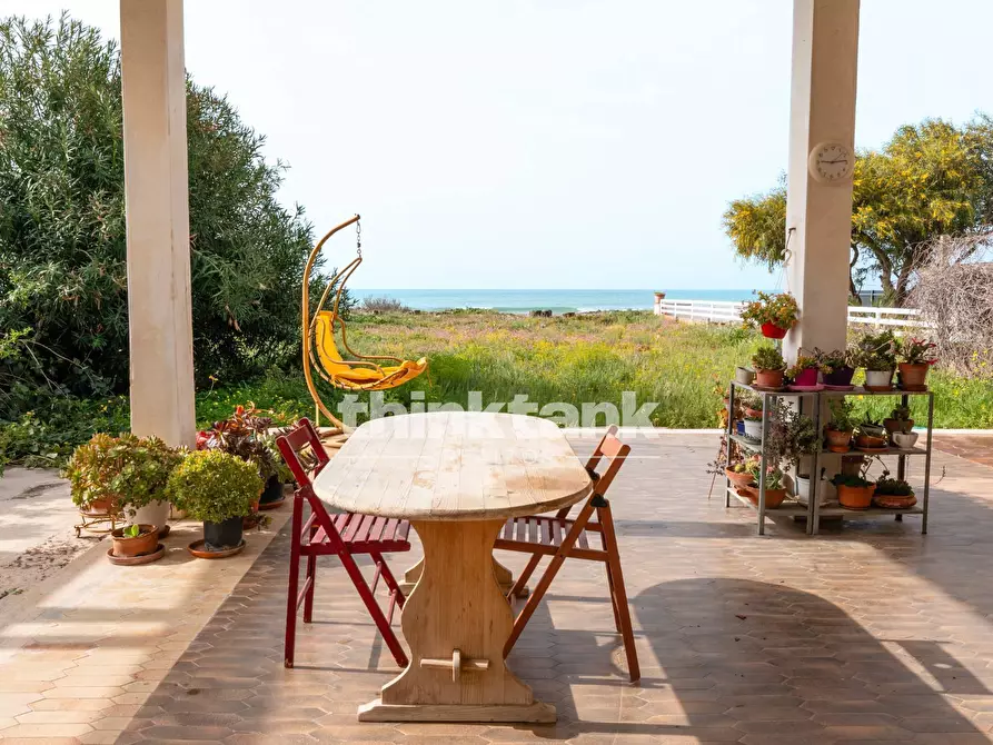 Immagine 37 di Villa in vendita  in via comiso snc a Scicli