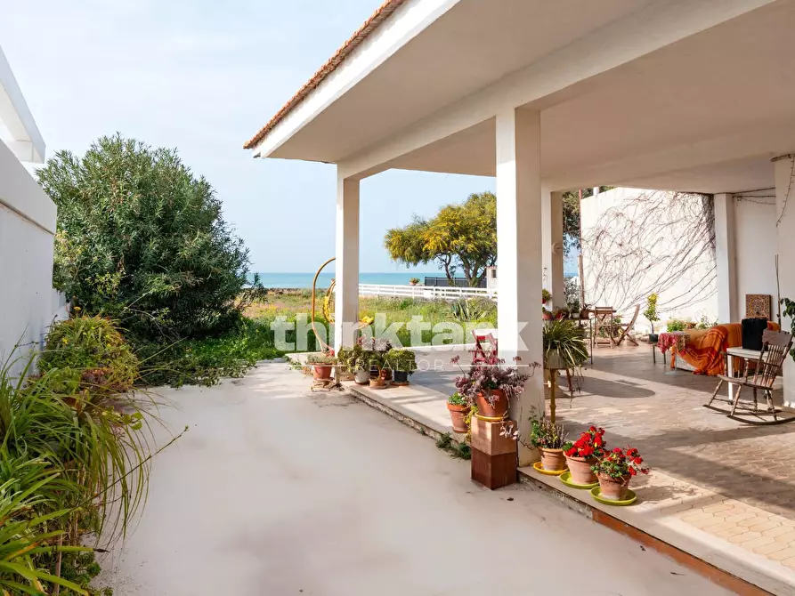 Immagine 38 di Villa in vendita  in via comiso snc a Scicli