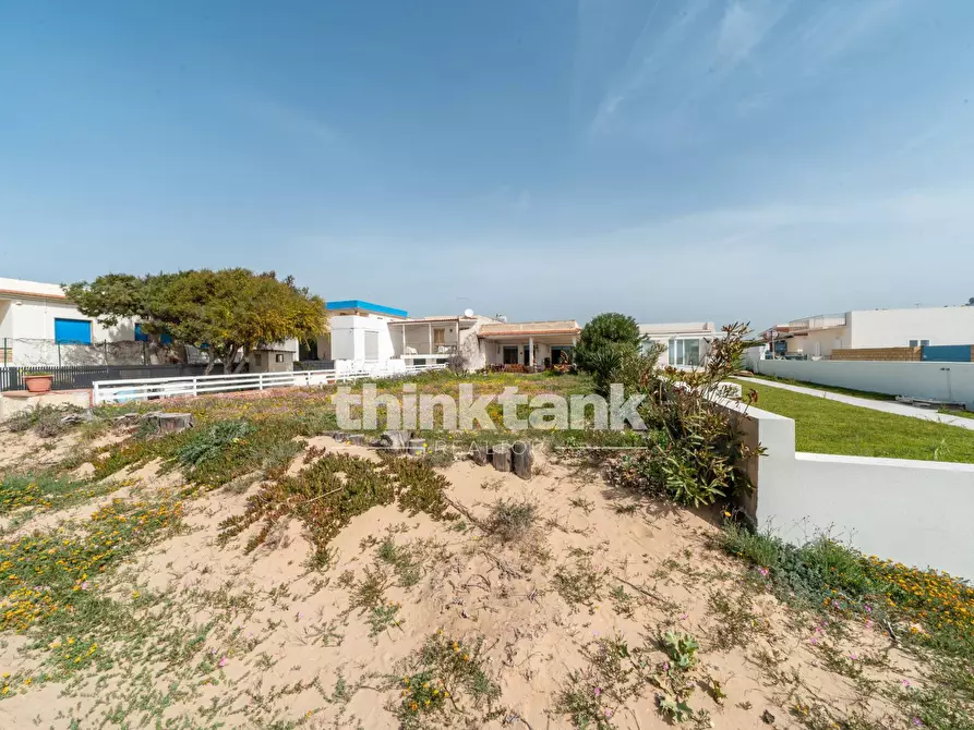 Immagine 41 di Villa in vendita  in via comiso snc a Scicli