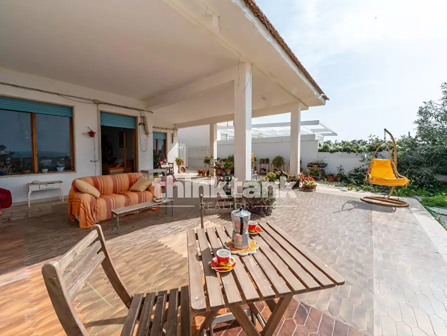 Immagine 49 di Villa in vendita  in via comiso snc a Scicli