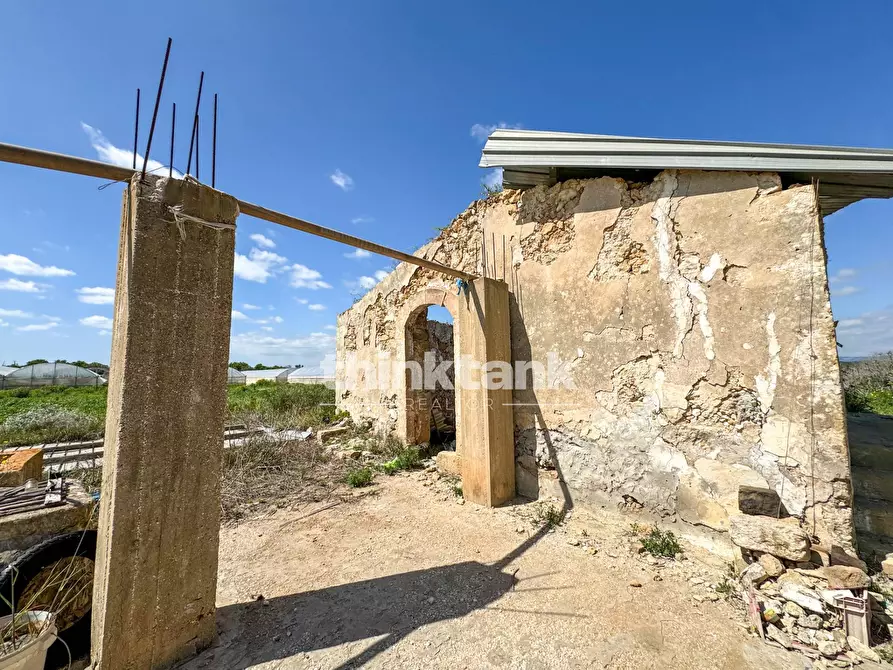 Immagine 5 di Rustico / casale in vendita  in Contrada Sciubbia a Noto