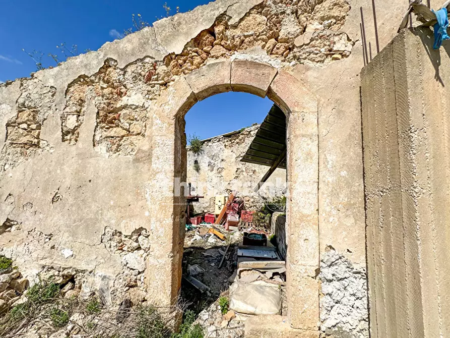 Immagine 6 di Rustico / casale in vendita  in Contrada Sciubbia a Noto