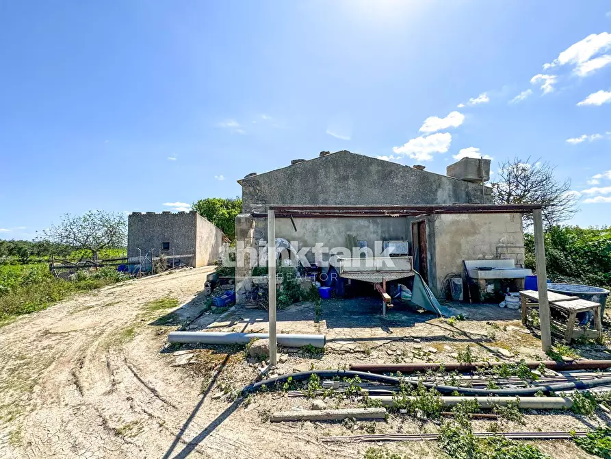 Immagine 8 di Rustico / casale in vendita  in Contrada Sciubbia a Noto