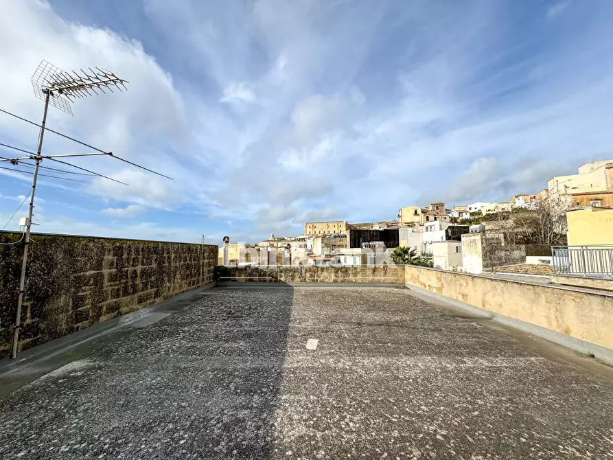 Immagine 5 di Appartamento in vendita  in Via Angelo Cavarra a Noto