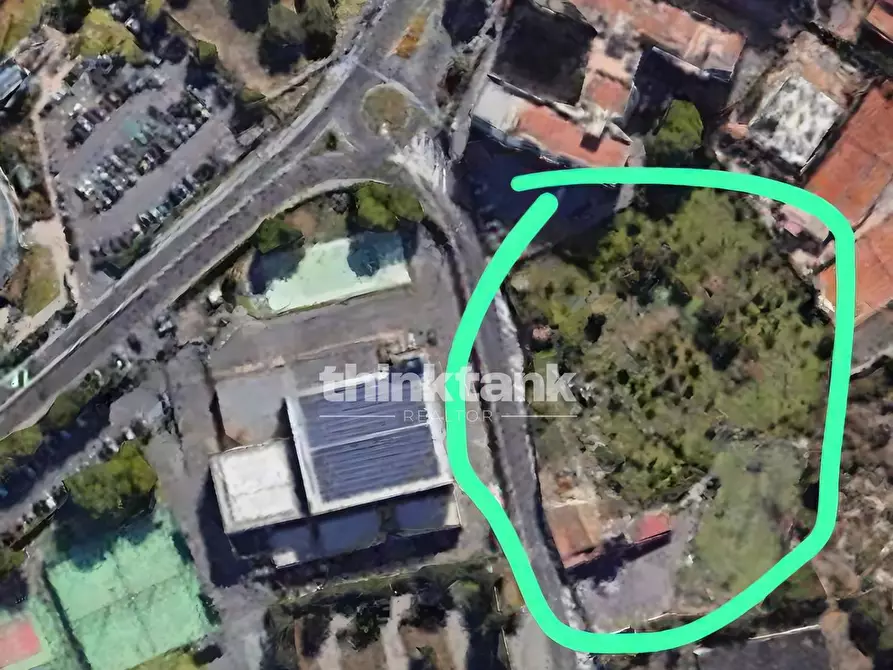 Immagine 2 di Terreno residenziale in vendita  in Via Santa Sofia snc a Catania