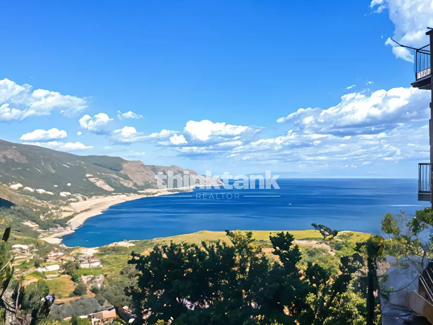 Immagine 1 di Casa semindipendente in vendita  in via guardiola vecchia a Taormina