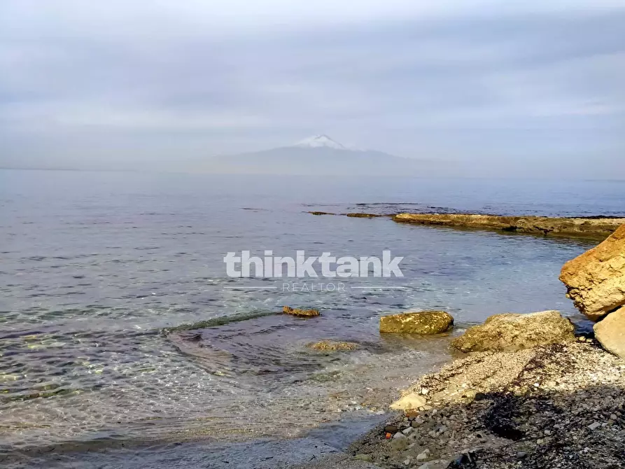 Immagine 37 di Villa in affitto  in capocampolato snc a Siracusa
