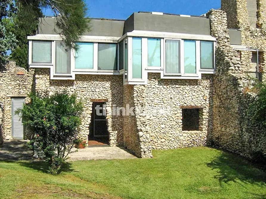 Immagine 23 di Villa in affitto  in capocampolato snc a Siracusa