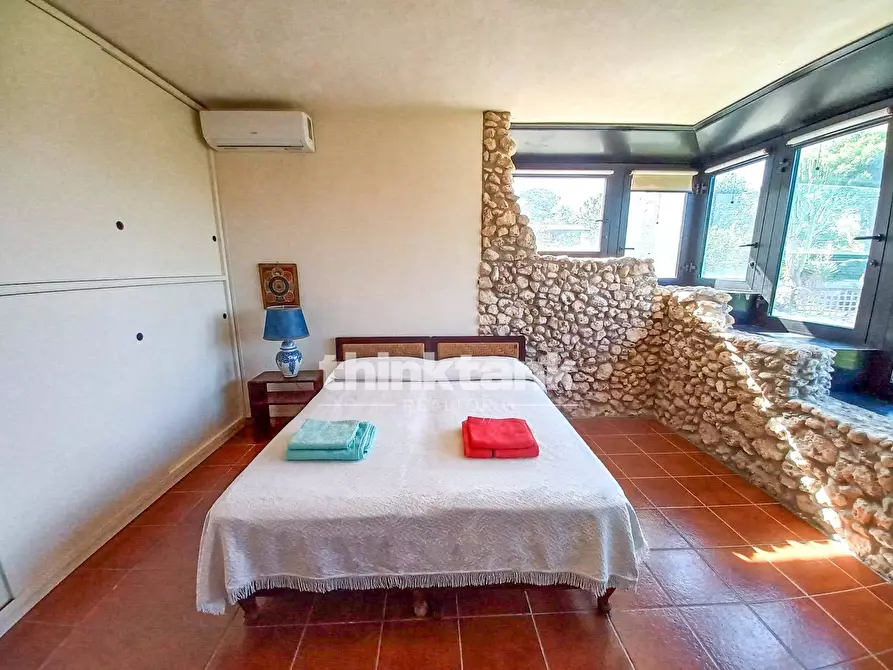 Immagine 12 di Villa in affitto  in capocampolato snc a Siracusa