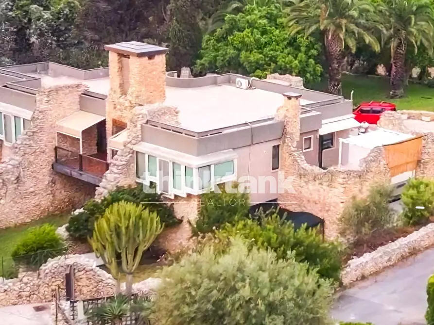 Immagine 38 di Villa in affitto  in capocampolato snc a Siracusa