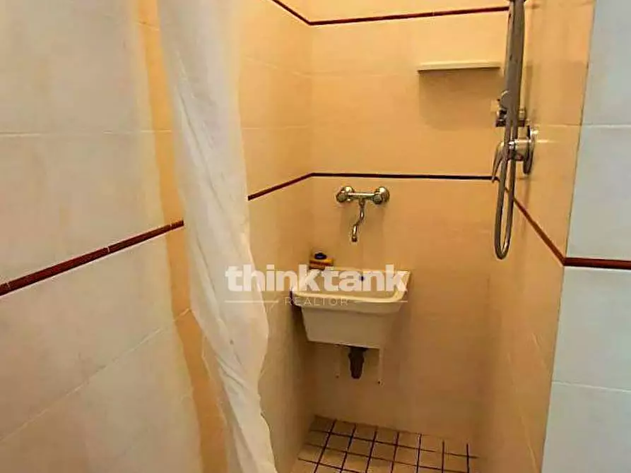 Immagine 27 di Villa in vendita  in via Paolo lena  Spadafora a Ragusa