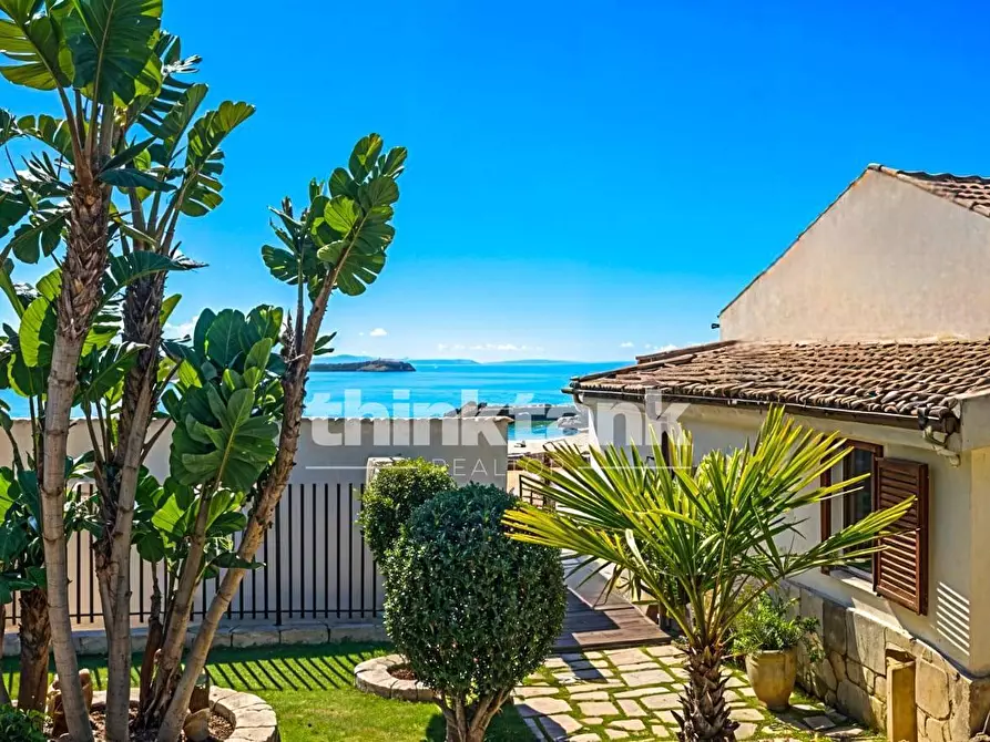 Immagine 5 di Villa in vendita  in via Lido snc a Sciacca