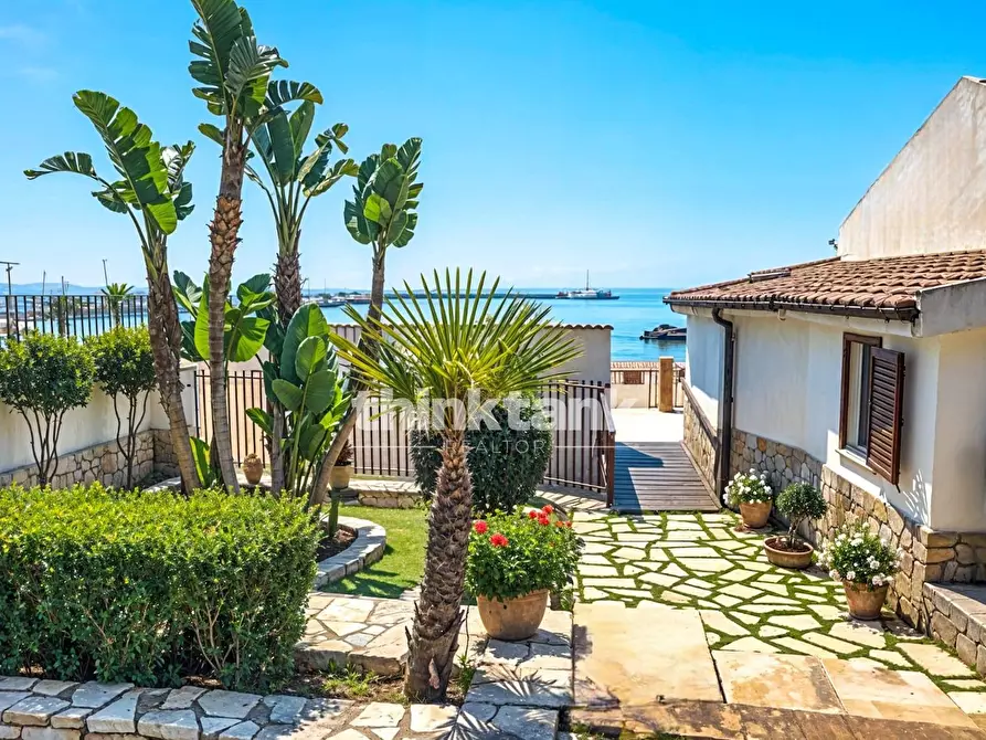 Immagine 6 di Villa in vendita  in via Lido snc a Sciacca