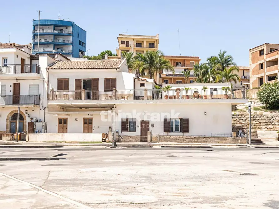 Immagine 3 di Villa in vendita  in via Lido snc a Sciacca