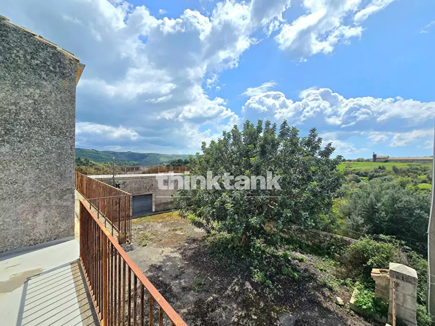 Immagine 4 di Villa in vendita  in strada statale 194 snc a Ragusa