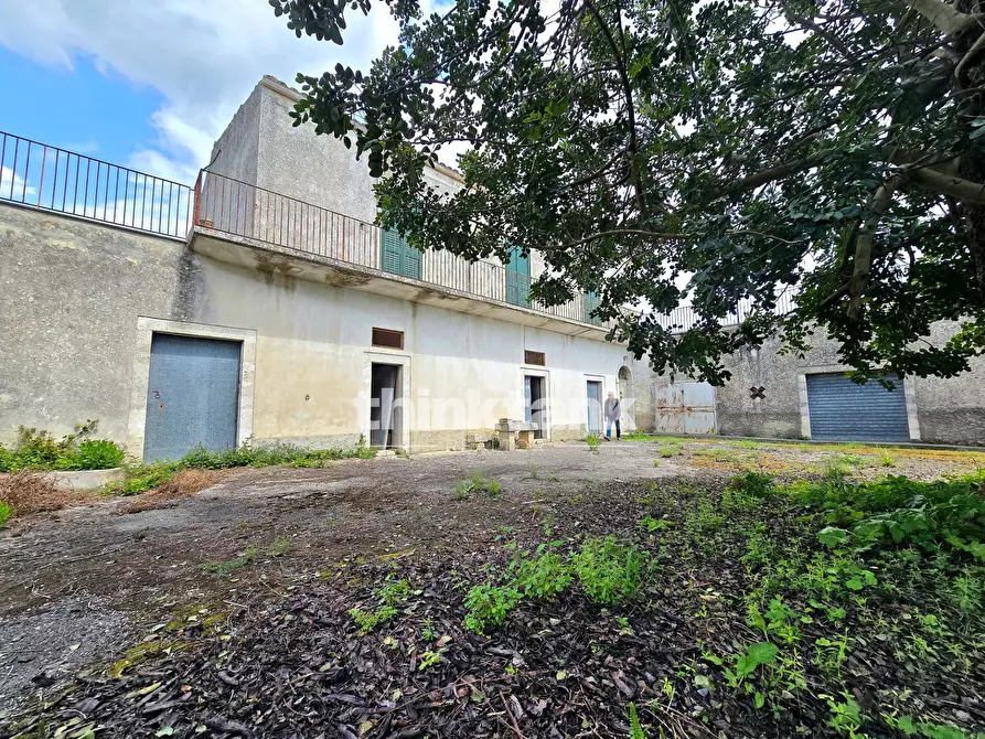 Immagine 8 di Villa in vendita  in strada statale 194 snc a Ragusa