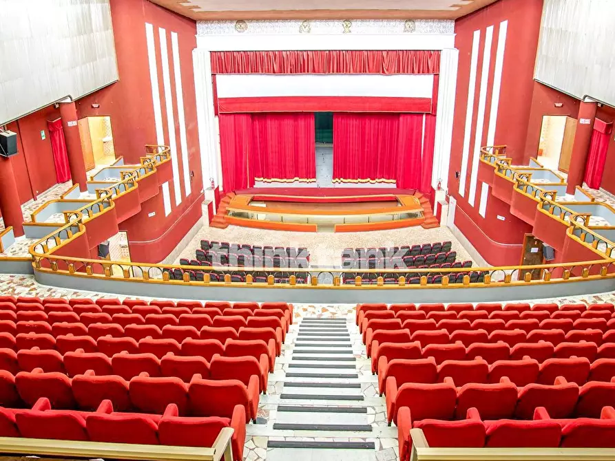 Immagine 1 di Palazzo in vendita  in Via Rosolino Pilo snc a Canicattì