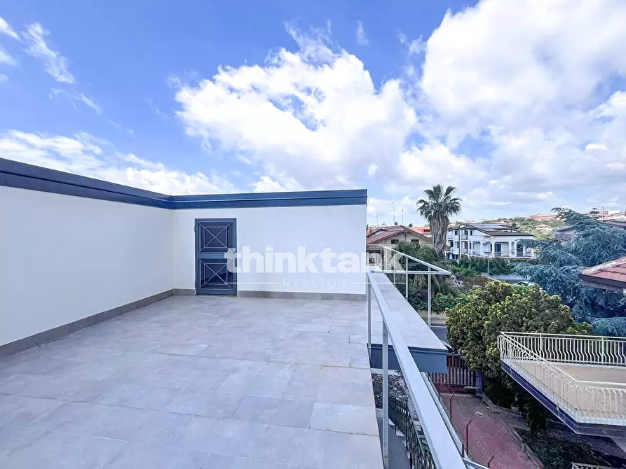 Immagine 2 di Casa indipendente in affitto  in VIA ANTONINO DI SAN GIULIANO 65 a Gravina Di Catania