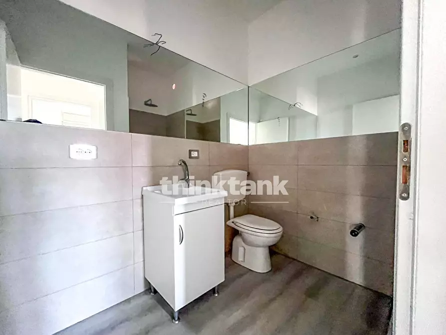 Immagine 11 di Casa indipendente in affitto  in VIA ANTONINO DI SAN GIULIANO 65 a Gravina Di Catania