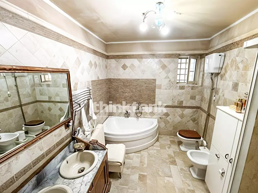 Immagine 21 di Villa in vendita  in Vespucci 228 a Canicattì