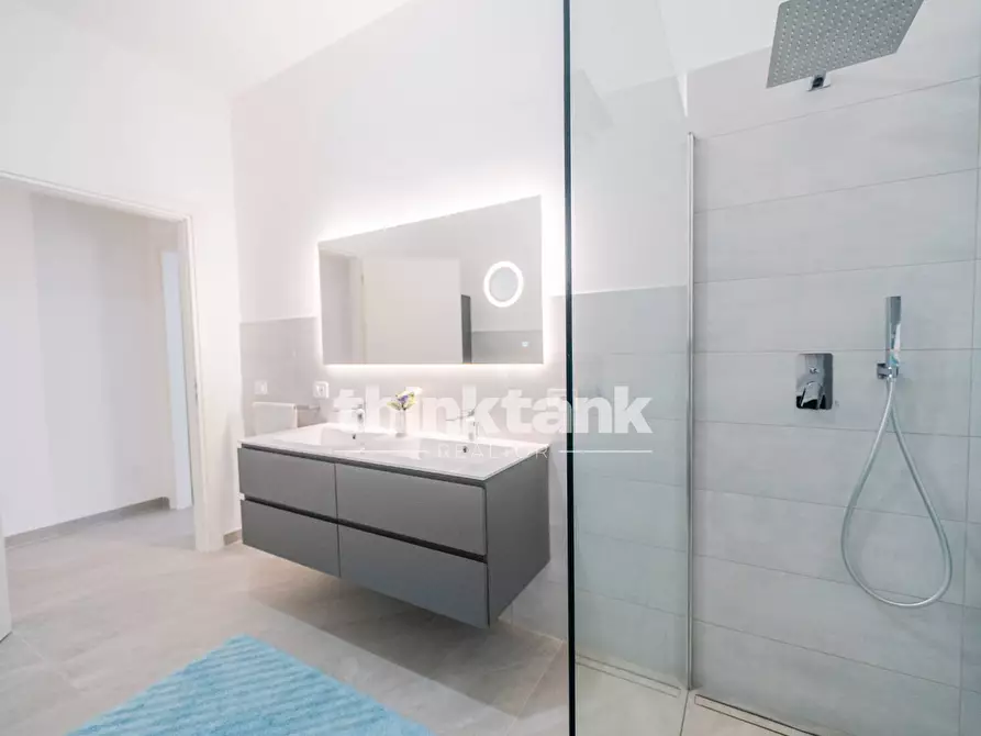 Immagine 44 di Villa in vendita  in Via Aldo Moro a Avola