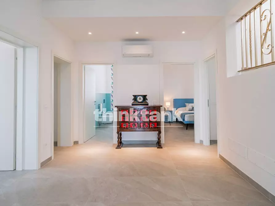 Immagine 46 di Villa in vendita  in Via Aldo Moro a Avola