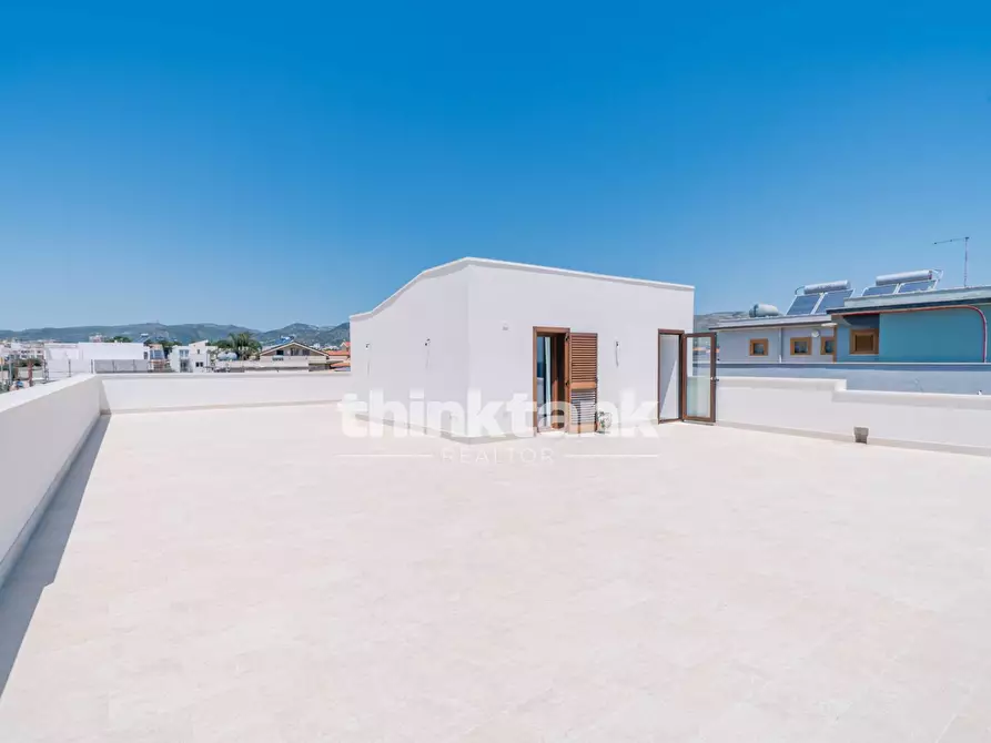 Immagine 56 di Villa in vendita  in Via Aldo Moro a Avola