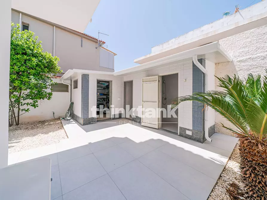 Immagine 64 di Villa in vendita  in Via Aldo Moro a Avola