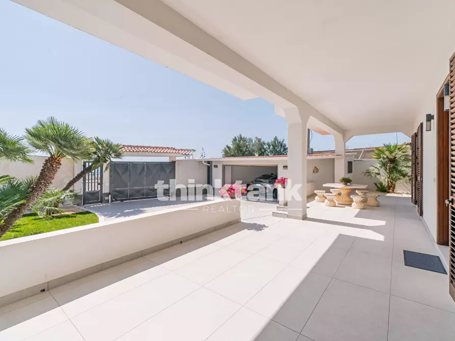 Immagine 66 di Villa in vendita  in Via Aldo Moro a Avola