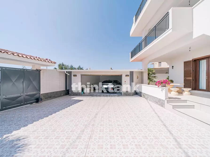 Immagine 67 di Villa in vendita  in Via Aldo Moro a Avola