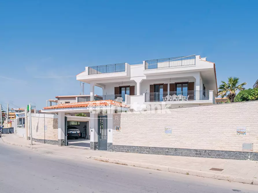 Immagine 7 di Villa in vendita  in Via Aldo Moro a Avola