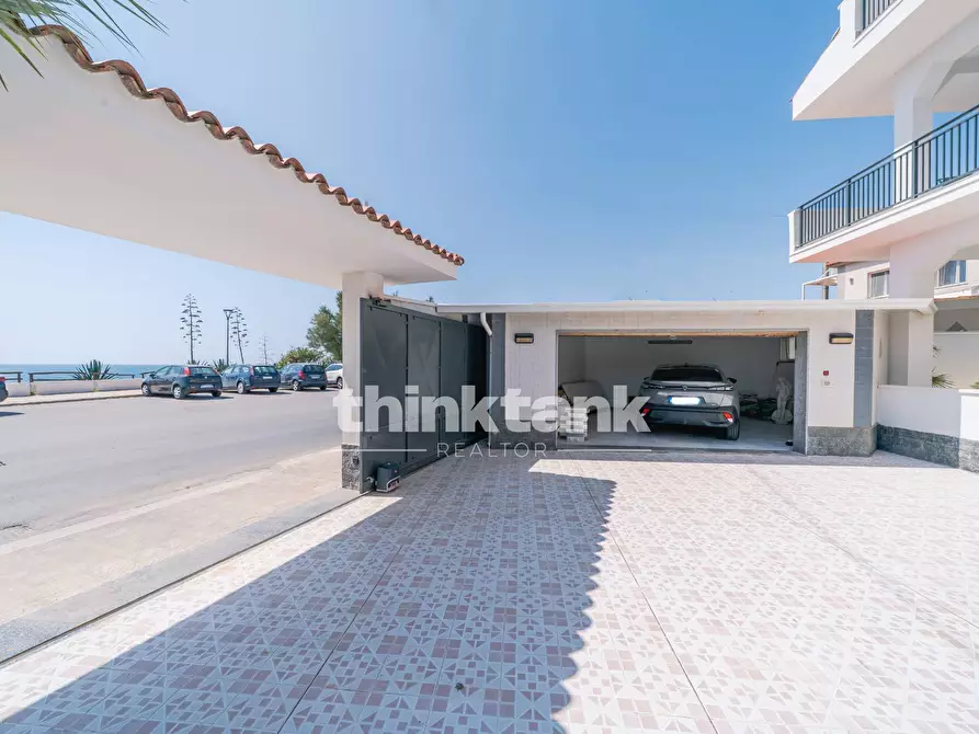 Immagine 68 di Villa in vendita  in Via Aldo Moro a Avola