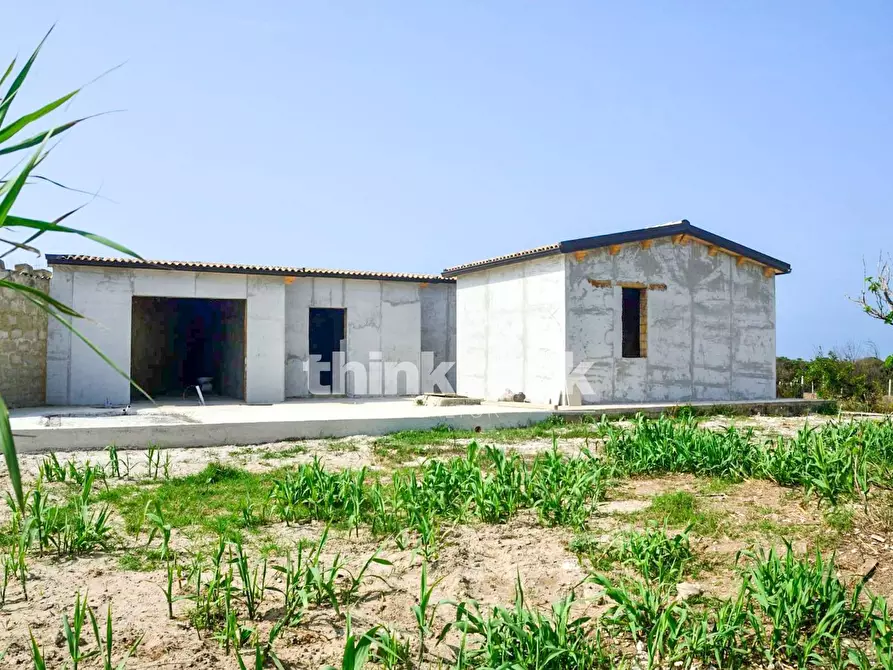 Immagine 5 di Villa in vendita  in Spiaggia Costa Dell'Ambra a Pachino