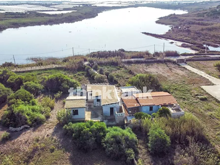 Immagine 2 di Villa in vendita  in Spiaggia Costa Dell'Ambra a Pachino
